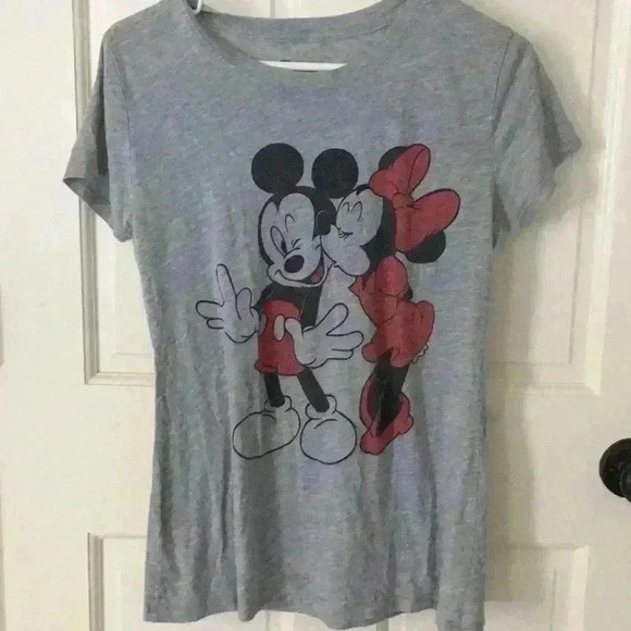 Disney Tops - Disney Mickey and Minnie T-shirt Sz L
